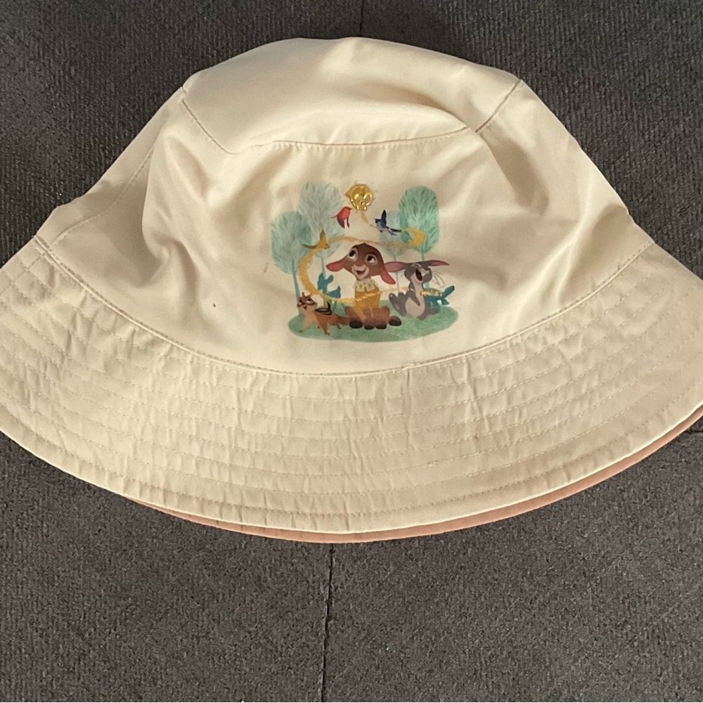 Cream Bucket Hat with Cartoon Design